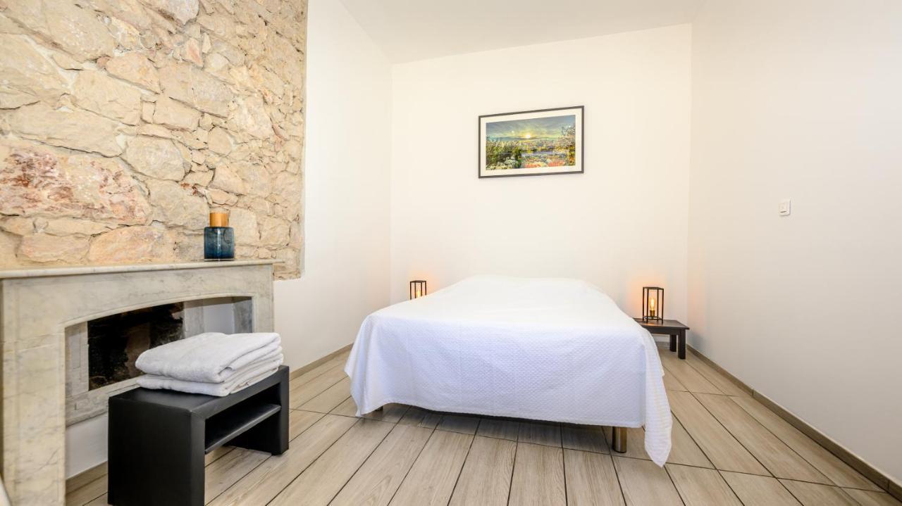 Maccarani Apartment *